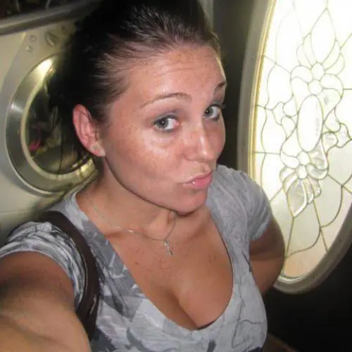 hotttieemma image 2